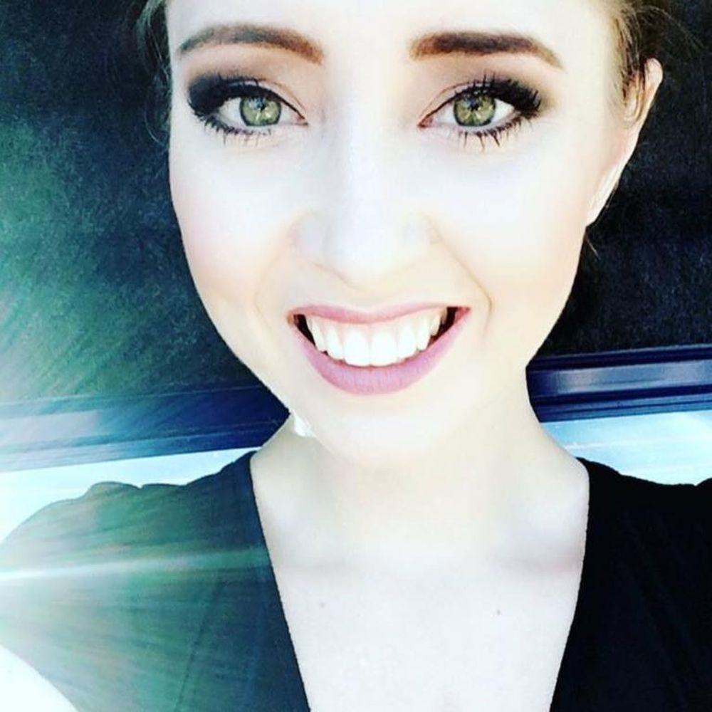 Meet your Posher, Sharlynn