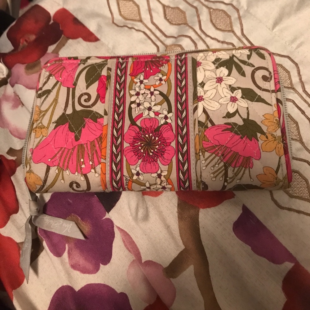 Vera Bradley Accordion Wallet