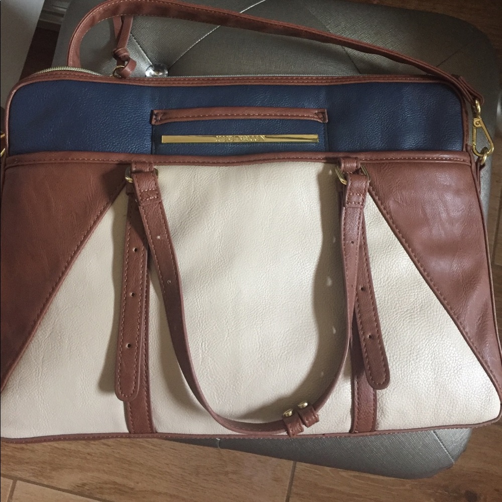 Steve Madden lap top case