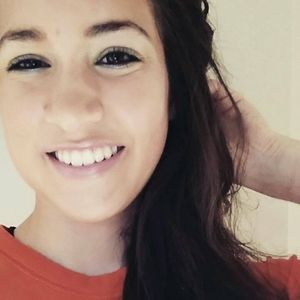 Meet your Posher, Carrie