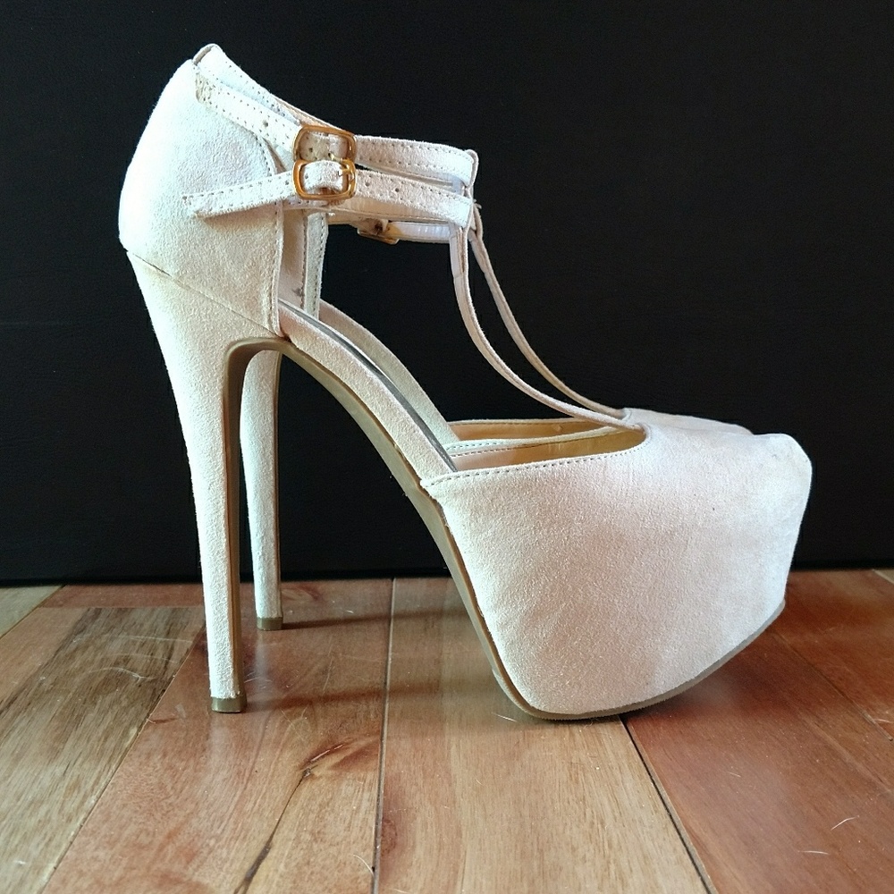 Stiletto Heels - Cream