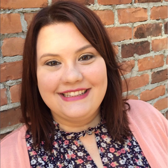 Meet your Posher, Meredith - Picture 4 of 4