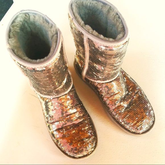 UGG Shoes - 🌟UGG gold/metallic sequined boots