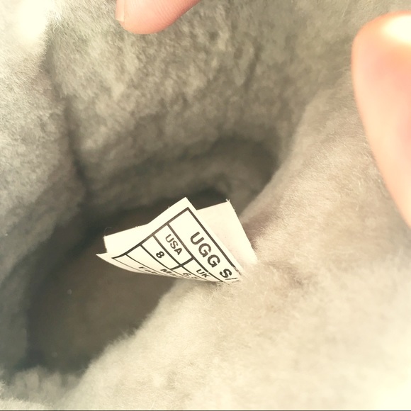 🌟UGG gold/metallic sequined boots - Picture 3 of 5