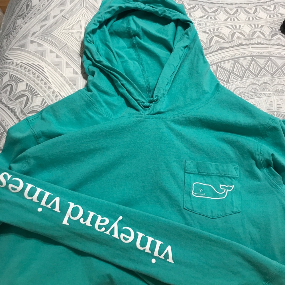 VINEYARD VINES HOODED SHIRT