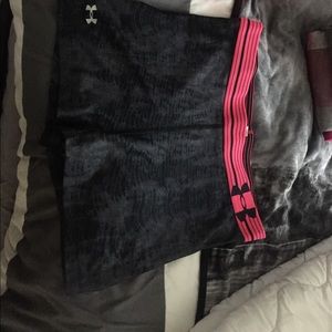 Under armour spandex shorts