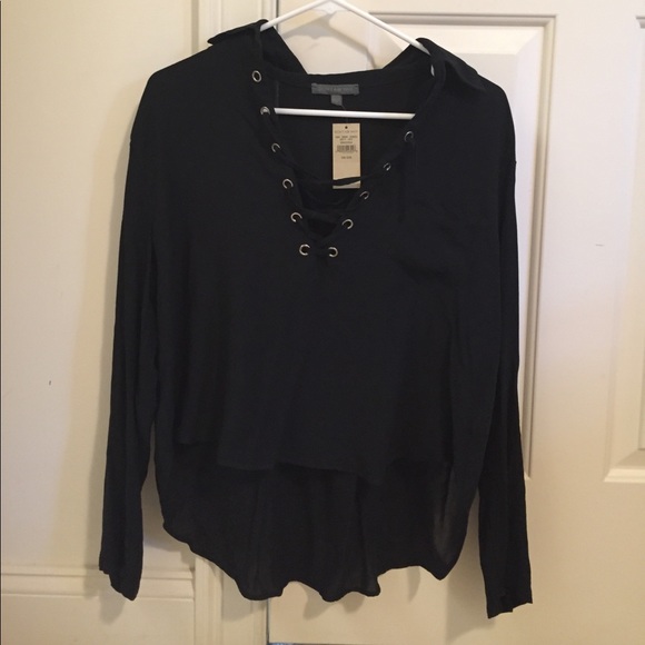Long sleeve criss cross top - Picture 1 of 4