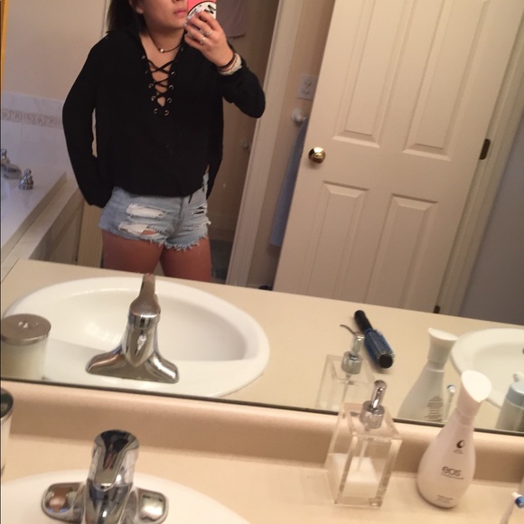 Long sleeve criss cross top - Picture 4 of 4