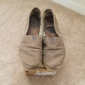 Well loved Toms