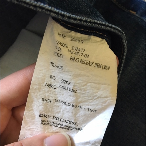 Capri Jeans - Picture 3 of 5