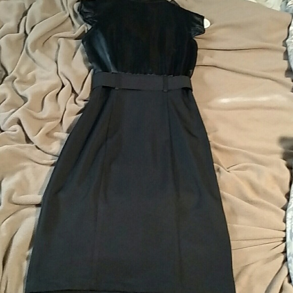 Beautiful black dress - Picture 4 of 6