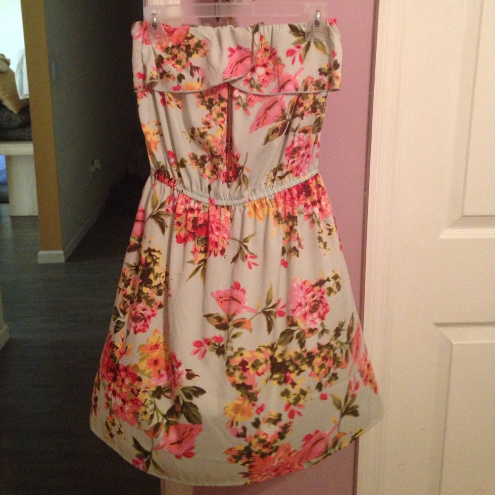 Light blue floral strapless dress