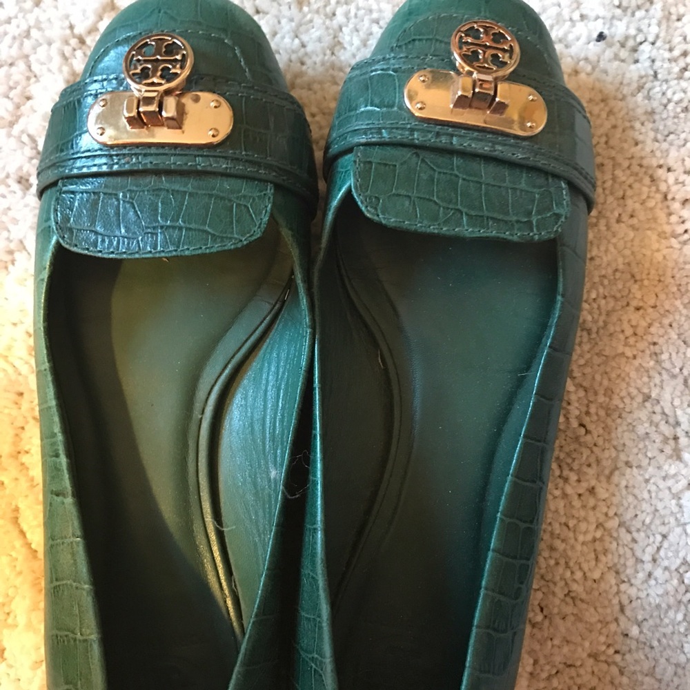 Green Tory burch flats size 8.5