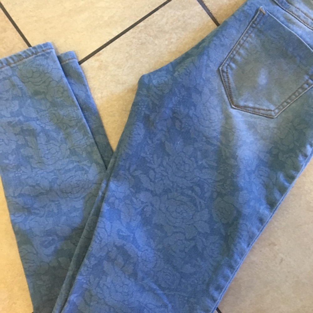 Super skinny jeans