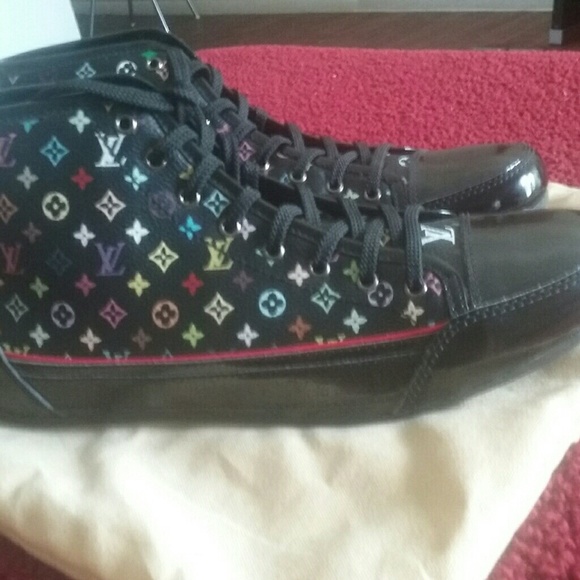 Louis Vinton shoes - Picture 1 of 2