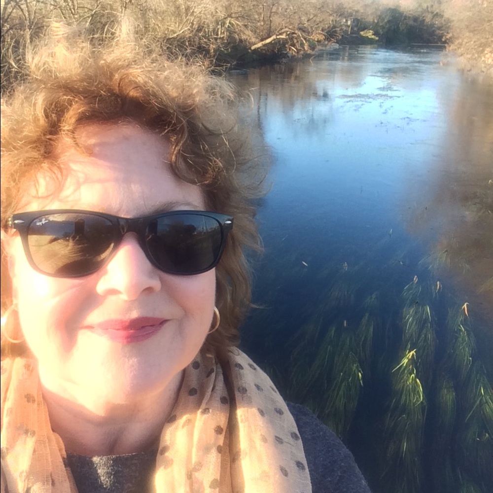 Meet your Posher, Deb