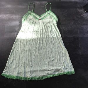 NWOT Victoria's Secret night gown