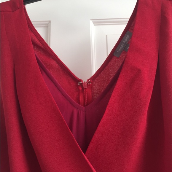 Red chiffon mock peplum dress - Picture 3 of 3