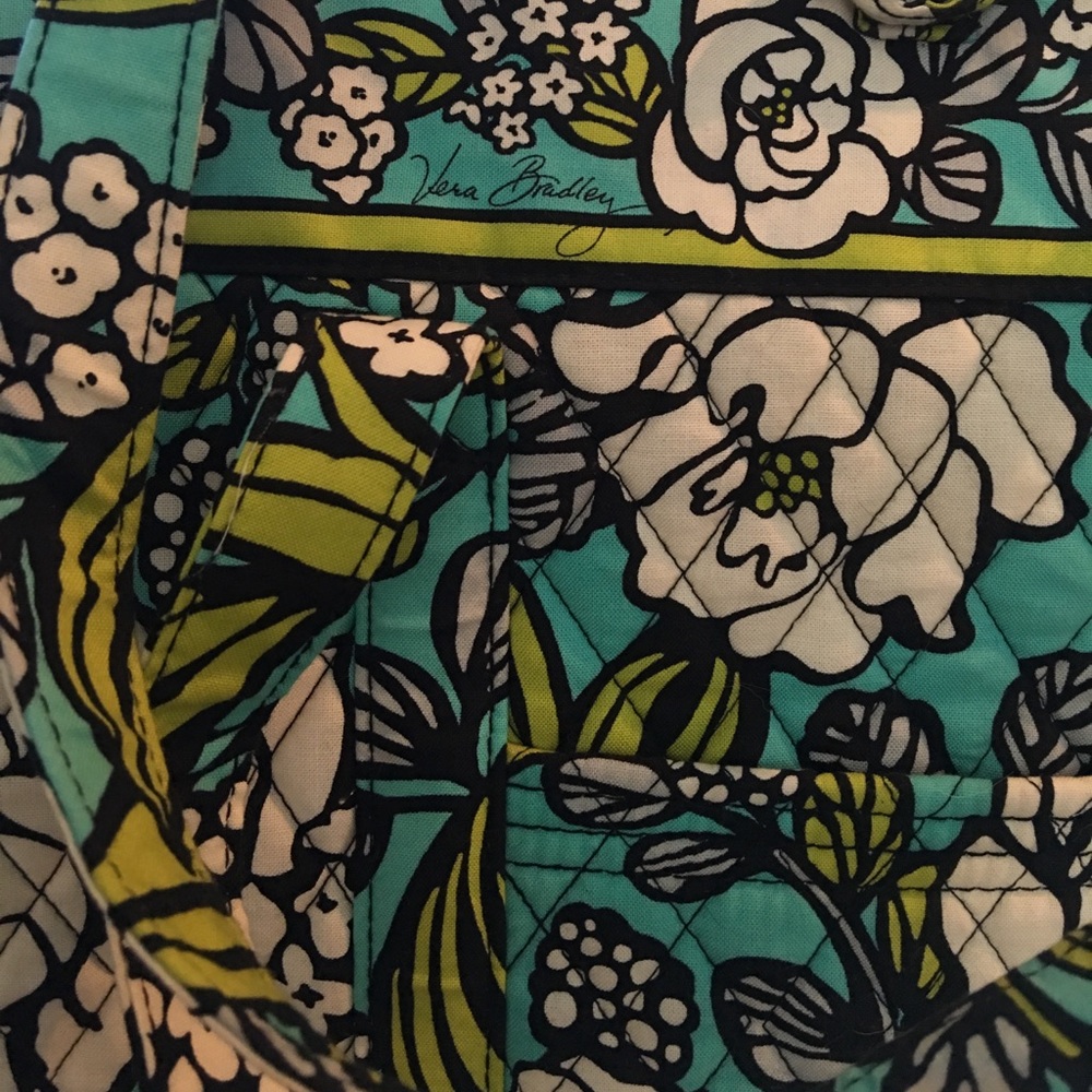 Vera Bradley Island Bloom Laptop Case like new