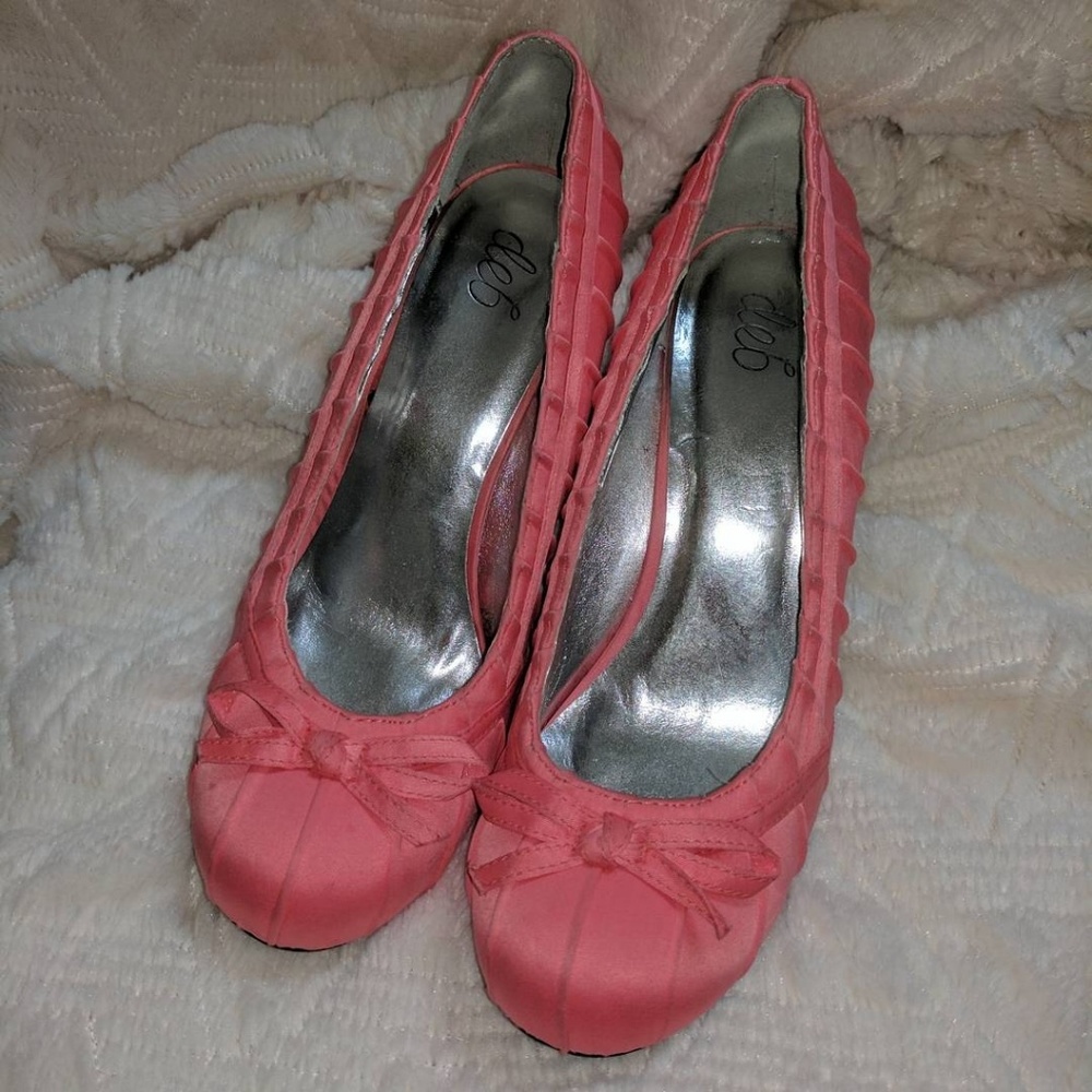 Peach Heels