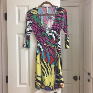 NEVER WORN, 3/4 Sleeve Wrap Dress