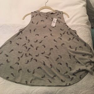 Loft feather tank, size Small