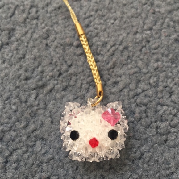 HANDMADE HELLO KITTY Cell phone charm/keychain - Picture 2 of 3