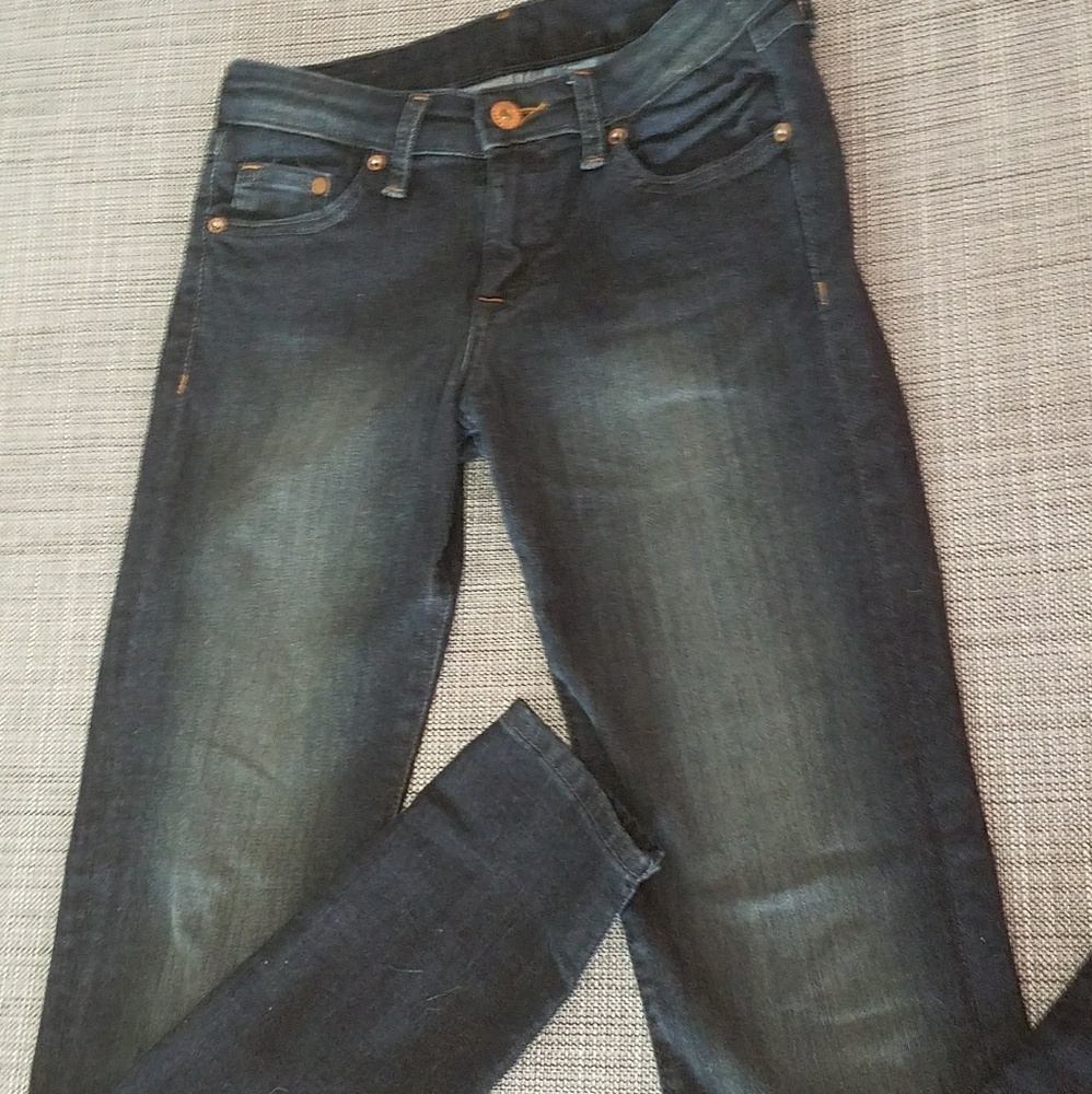 Dark wash skinny jeans
