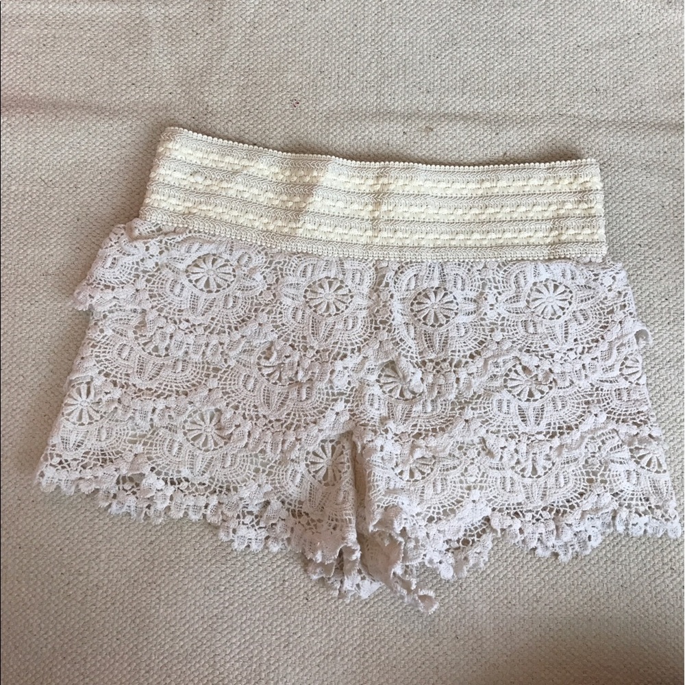 Cute cream lacey shorts