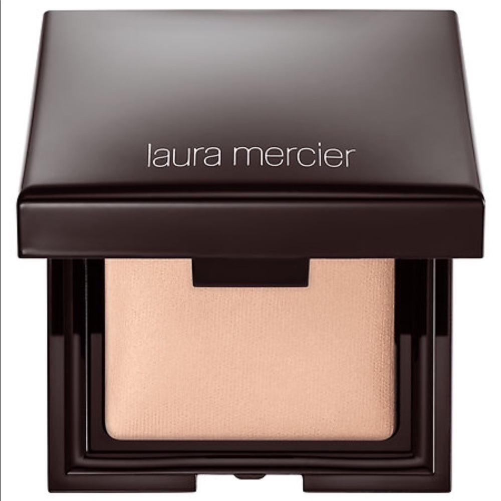 Laura Mercier candleglow sheer perfecting powder