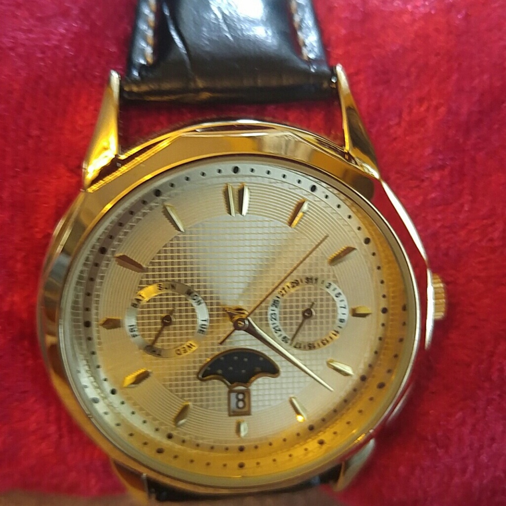 Mens watch