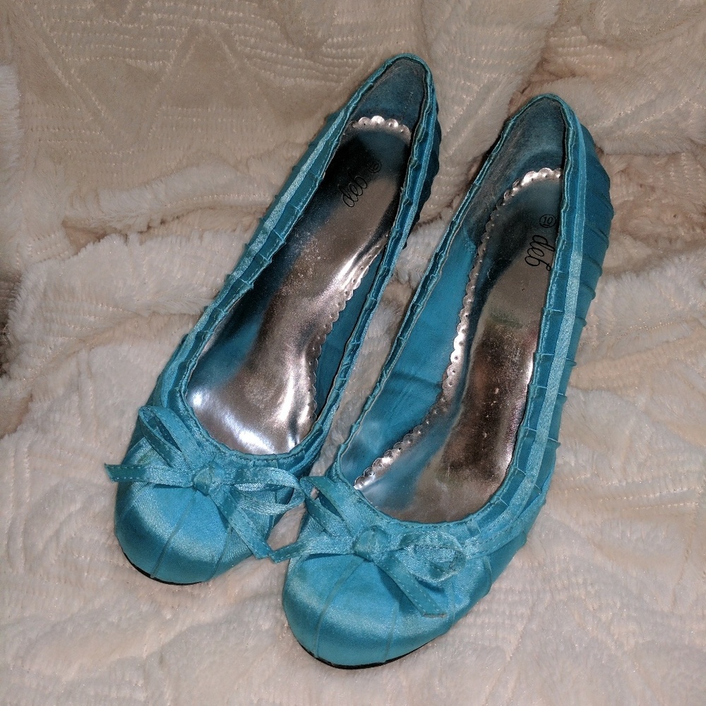 Blue Heels
