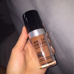 Makeup Forever Ultra HD foundation