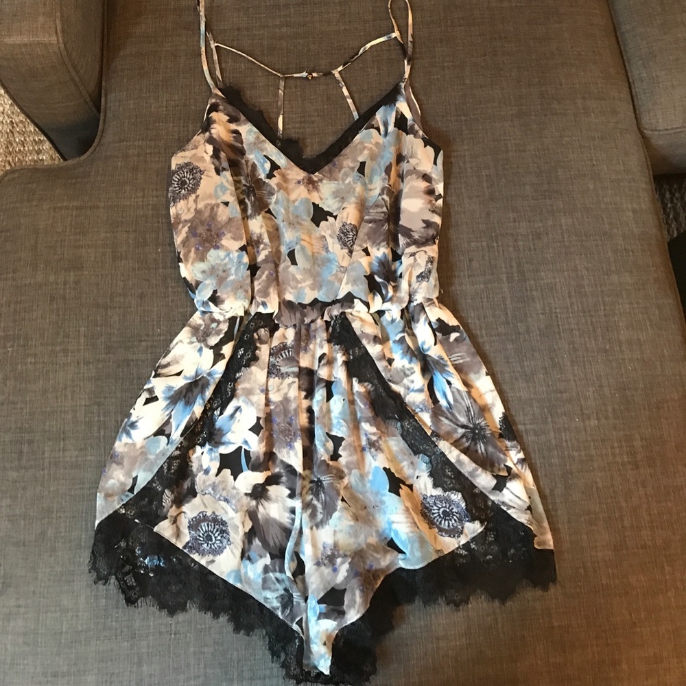 ASTR floral romper