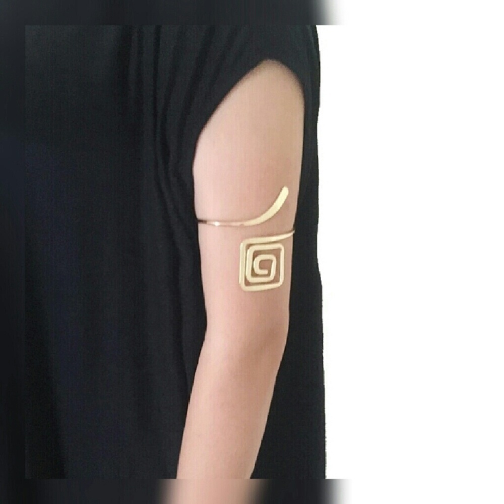 Hiphop spiral upper arm bracelet