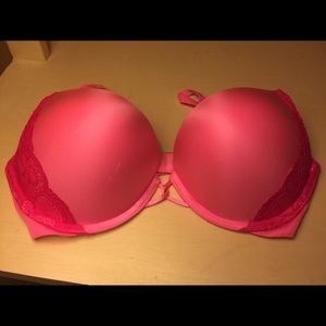 34C MIRACLE Victoria's Secret bra