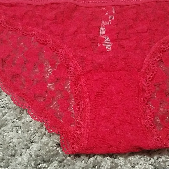 Ⓜ️NEW!!! 2 VS Sheer Bikini Panties - Picture 3 of 6