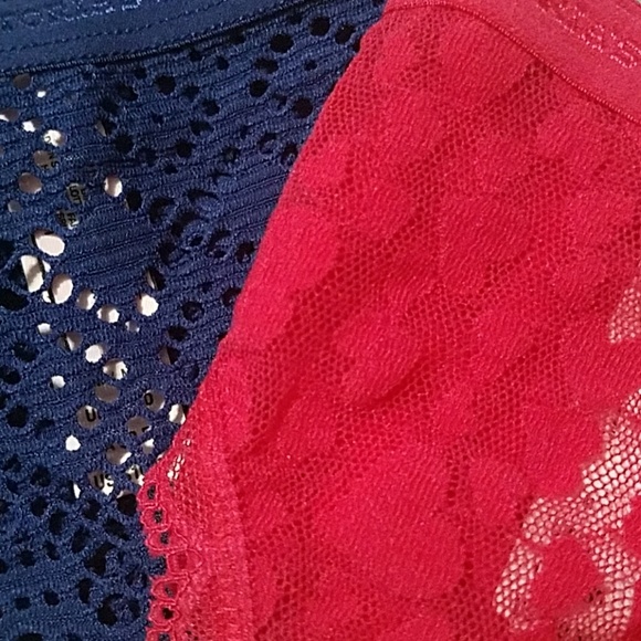 Ⓜ️NEW!!! 2 VS Sheer Bikini Panties - Picture 6 of 6