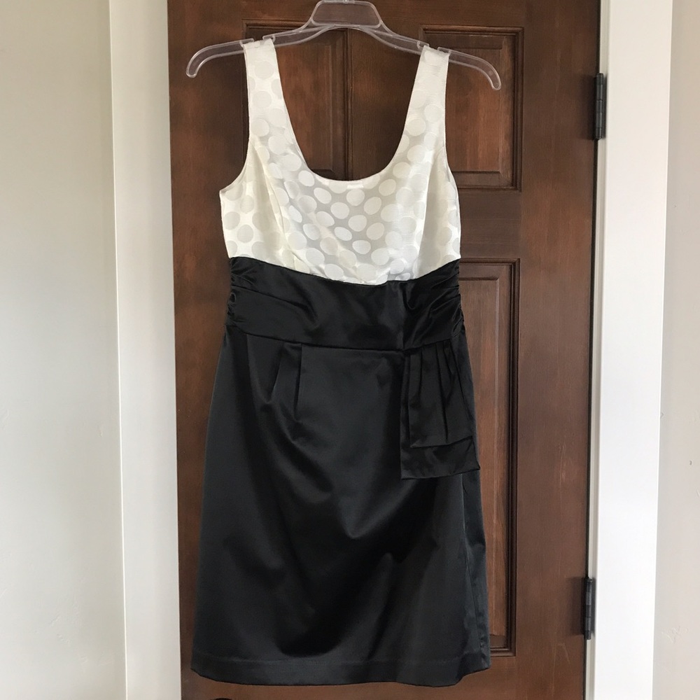 Classic black and cream cocktail dress!