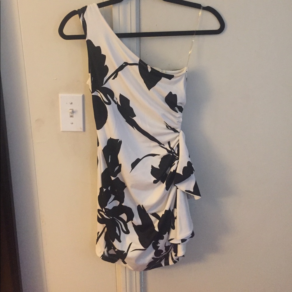 Black and White Mini One Sleeve Dress