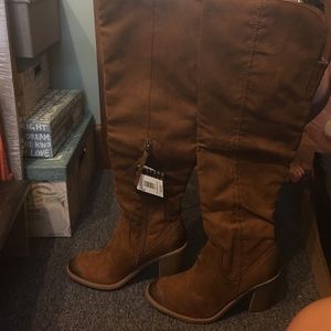 High chink heel over the knee boots