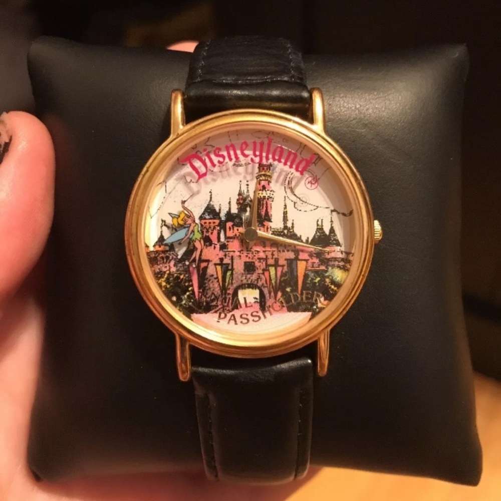 1995 Vintage Disney Passholder Watch