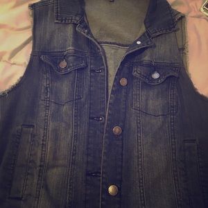 Jean vest