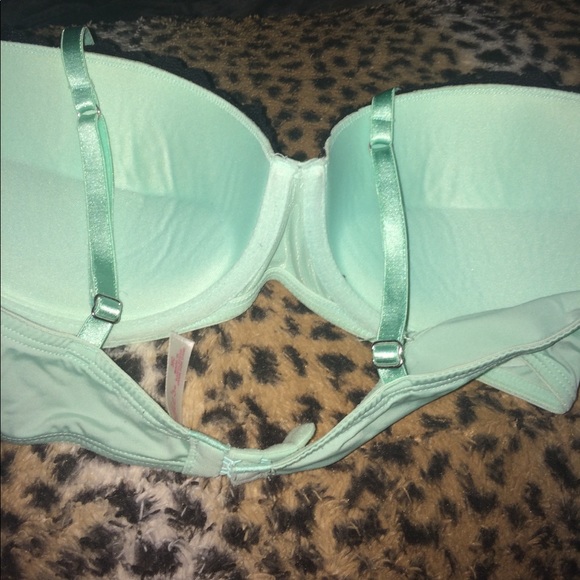 Lace Bra - Picture 2 of 4