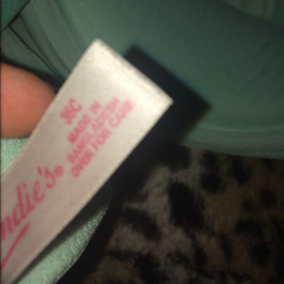 Lace Bra - Picture 4 of 4