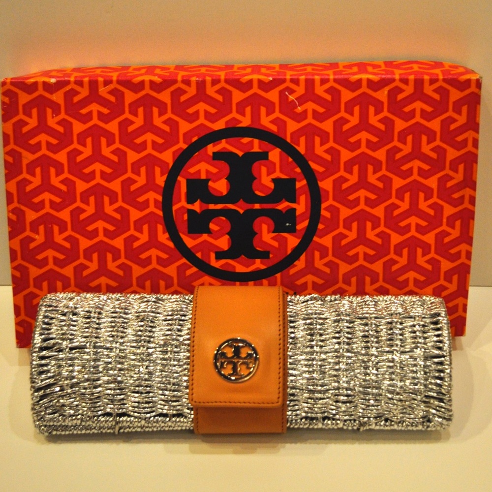 Tory Burch Chunky metallic Straw Cylinder Clutch - Picture 4 of 7