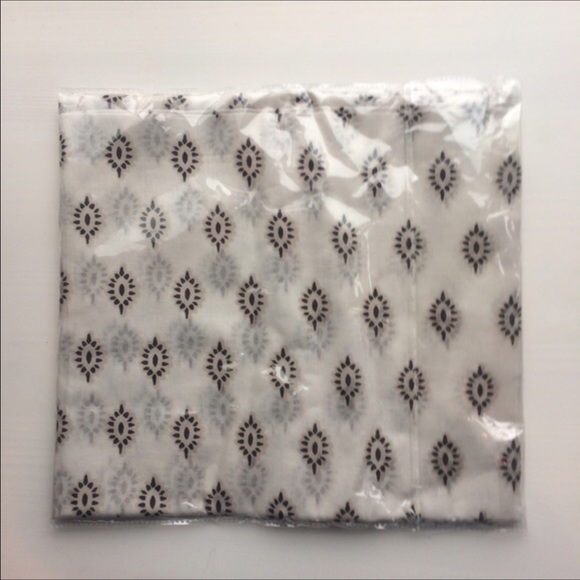 New Diamond 💎 Print Beach Sarong - Picture 6 of 6