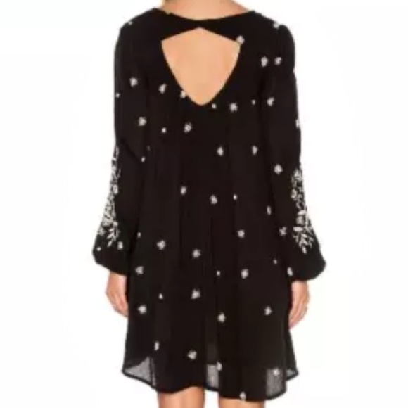 Black EMBROIDERED Floral Swing DRESS White NEW - Picture 4 of 6