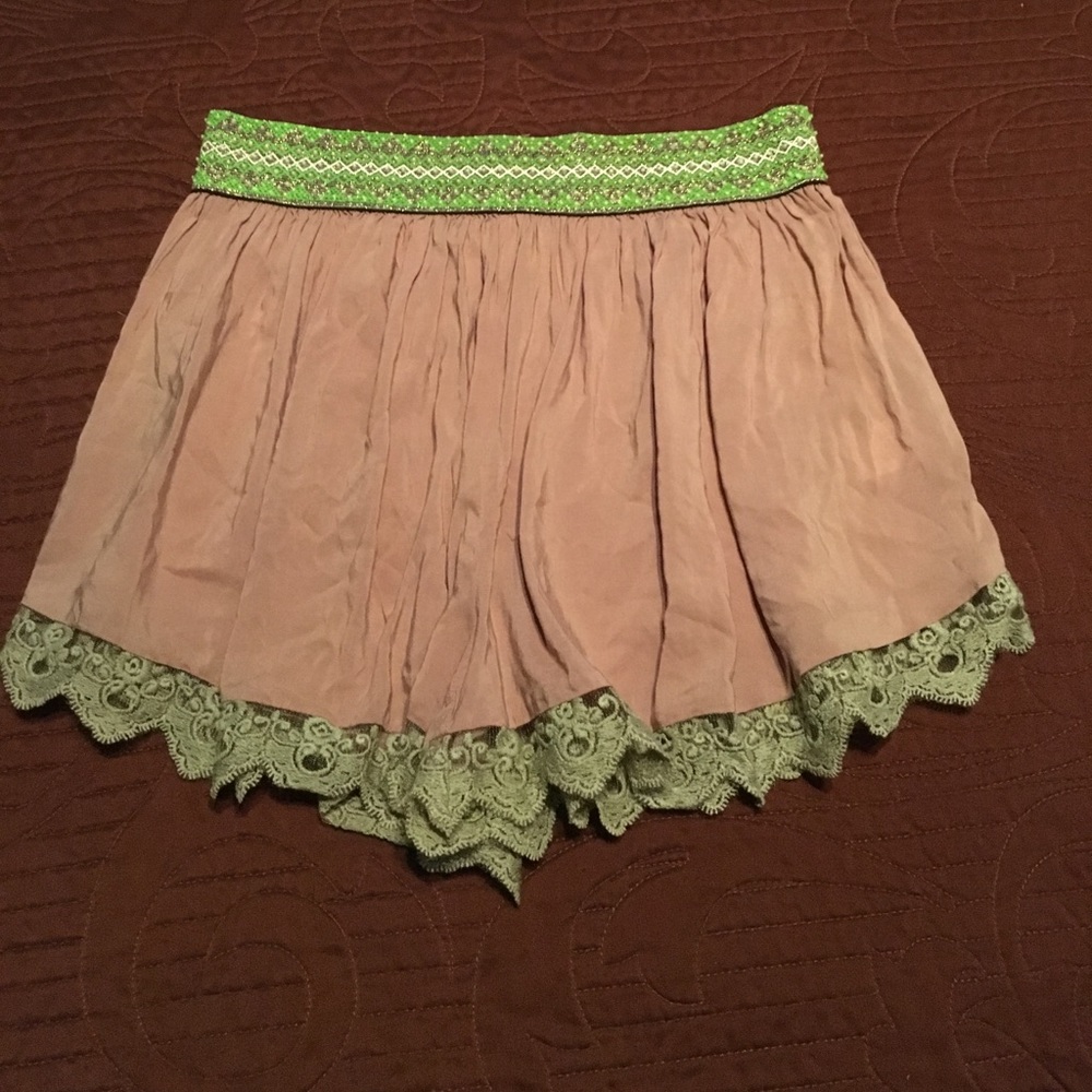 Cute light lacey shorts
