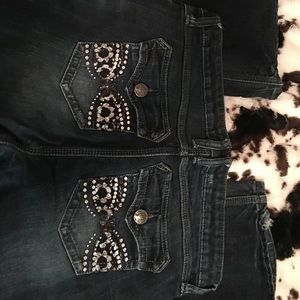 Super cute Wrangler Rock 47 jeans